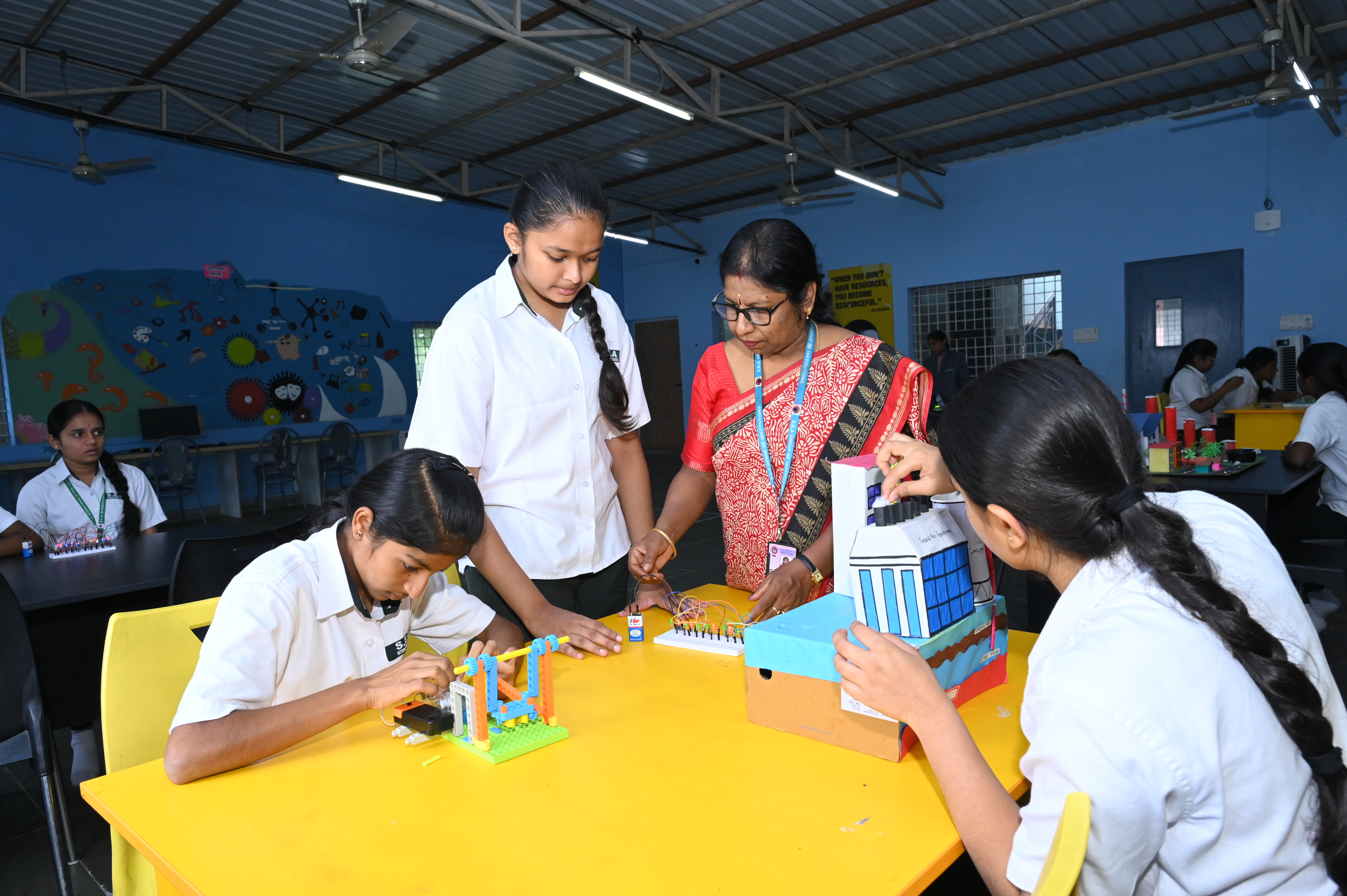 Senior secondary lab project session